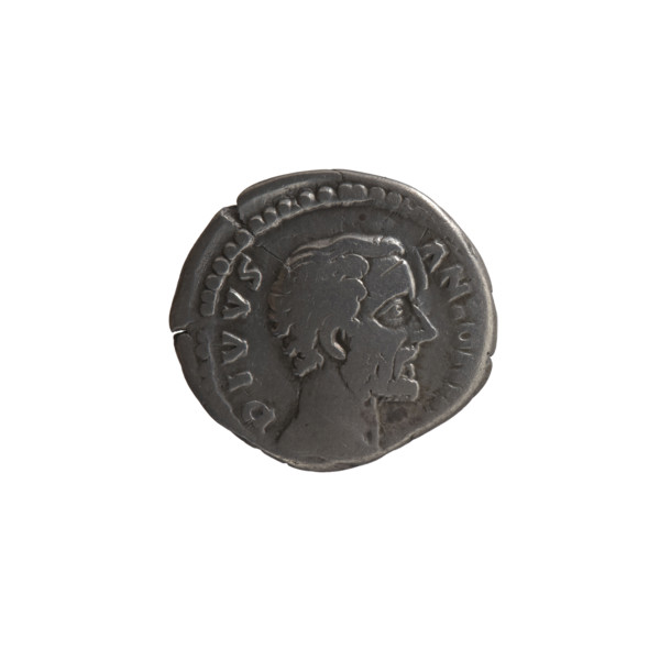 Denarius; issuers: Lucius Verus (130–169, Roman emperor 161–169) and Marcus Aurelius (121–180,