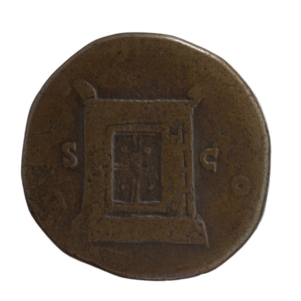 Sestertius, posthumous issues of Antoninus Pius (86–161; Roman emperor 138–161), Lucius Verus