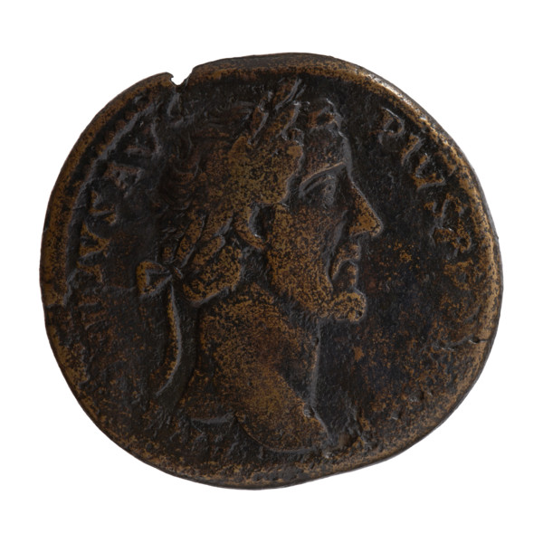 Sestertius, Antoninus Pius (86–161; Roman emperor 138–161), issuer. Obverse: Head of Antoninus Pius