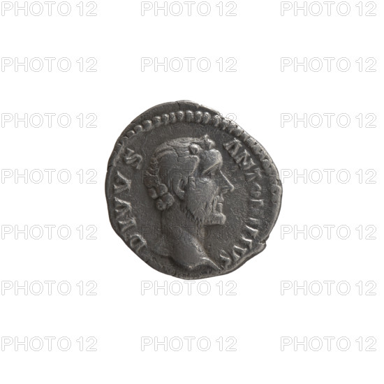 Denarius, posthumous issue after Antoninus Pius (86–161; Roman emperor 138–161); issuers: Lucius