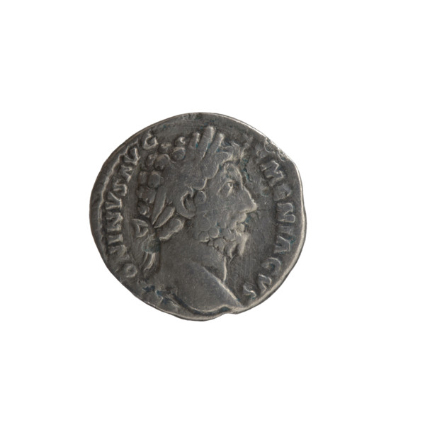 Denarius, Marcus Aurelius (121–180; Roman emperor 161–180), obverse: head of Marcus Aurelius with a