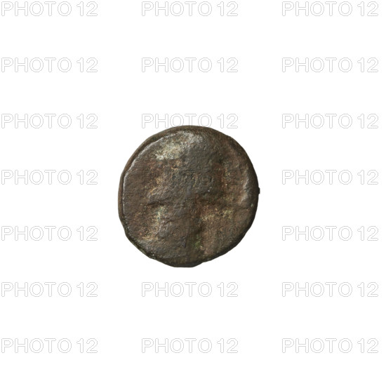 Bronze coin of Phraates IV (37–2 BC). Obverse: diademed head of Phraates IV facing left. Reverse: