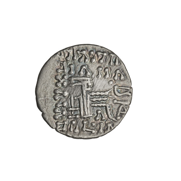 drachma, Artabanos IV (king of Parthia; 213–224 AD); obverse: bust of Artabanos IV wearing a tiara,