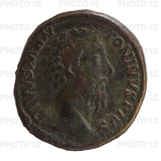 Sestertius, Marcus Aurelius (121–180; Roman emperor 161–180), posthumous; issuer: Commodus
