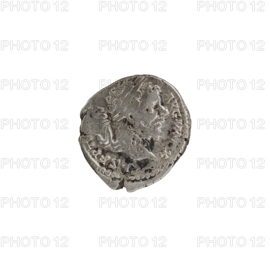 Denarius; Roman deities; palm branches; wreaths; Victoria (mythology); Septimius Severus (Roman