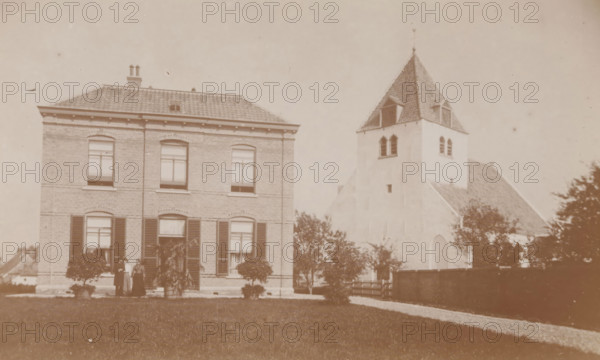 View of the Old St. Victor Church in Batenburg, photograph, page, photographer: Benjamin Charlé