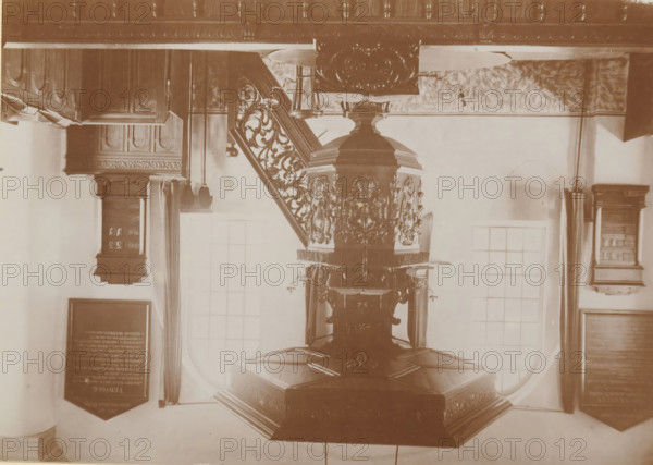 Pulpit in the Old St. Victor Church in Batenburg, photograph, page, photographer: Benjamin Charlé