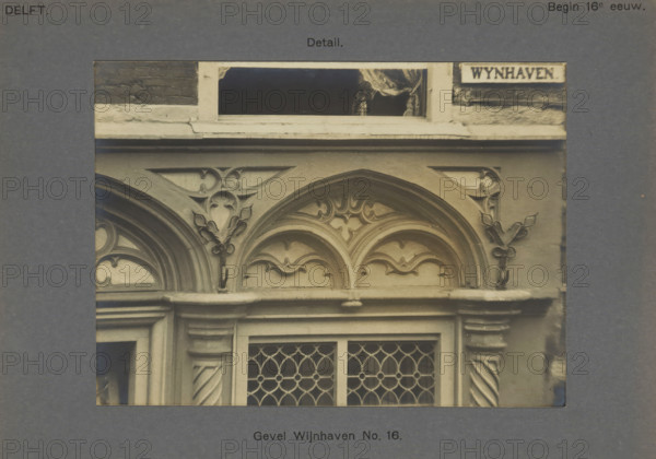 Detail of the decoration of the facade of a building on the Wijnhaven in Delft, Facade Wijnhaven No