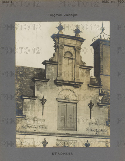 Town Hall. Gable South side, Stepped gable of the town hall in Delft, photograph, number: '52',