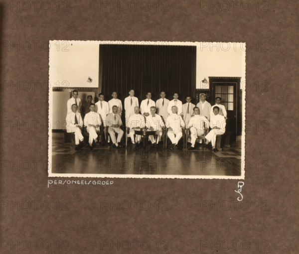 Staff of the Princess Juliana School, photograph, Group photo of the staff of the Princess Juliana