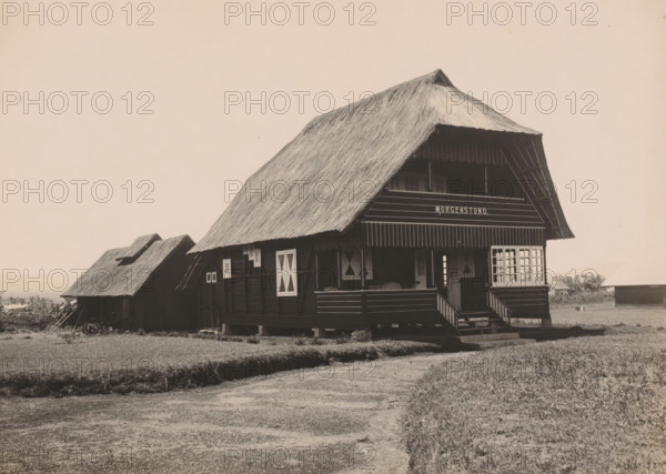 Country house Kaban Djahe, Belawan Ocean Harbor, photograph, View of the country house