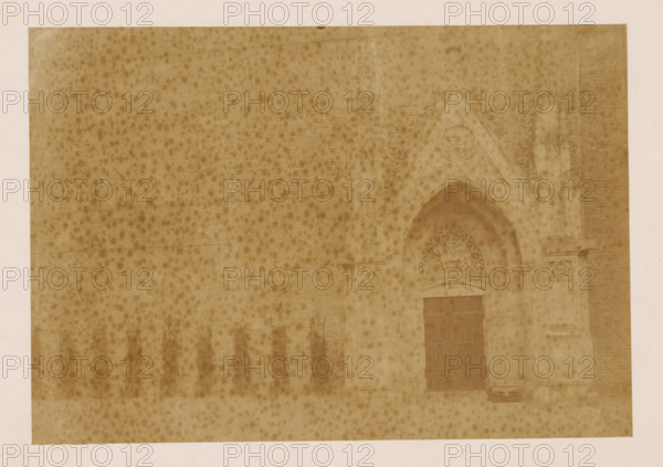 West wall of the cloister at the Dom of Utrecht, photograph, annotation: 'Utrecht', annotation: