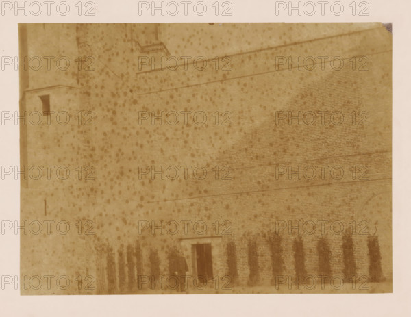 West wall of the cloister at the Dom of Utrecht, photograph, annotation: 'West wall of the cloister