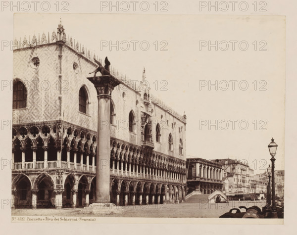 View of the Piazzetta and Riva dei Schiavoni in Venice, Italy, Piazzetta e Riva dei Schiavoni.