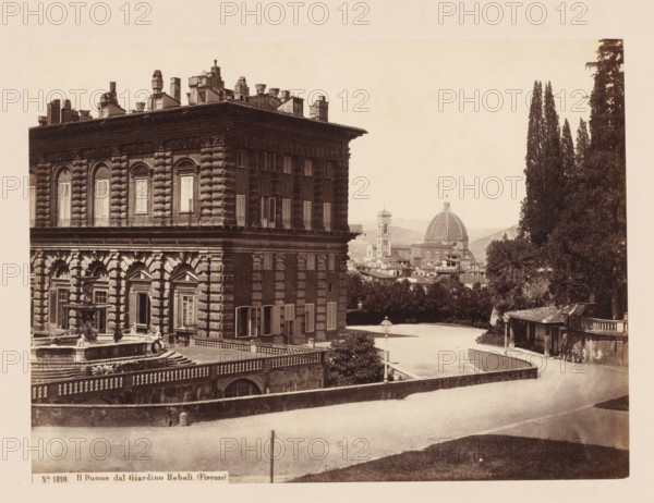 Il Duomo dal Giardino Boboli. (Firenze), View of the Pitti Palace, the Boboli Gardens and the Duomo