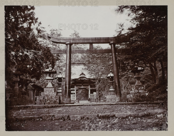 Torri, Ikaho, photograph, annotation: '43. Ikao.', c. 1895 - c. 1915, photographer, Kanto, paper,