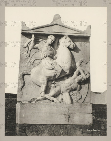 01 Stele of Dexileos, Stela of Dexileos, photograph, number: '32.', Athens, c. 1895 - c. 1915,