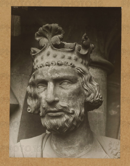 Adamspforte (Kaiser Heinrich) (Head from front), Detail of the Adamspforte in Bamberg Cathedral,