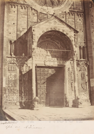 Portal of the Basilica di San Zeno (also: San Zeno Maggiore), Verona, Italy, photograph, Italy.,