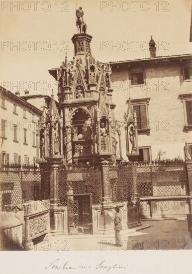 Tomb of the Scagliari family, Italy, photograph, Tomb in the city, with an ornately decorated fence