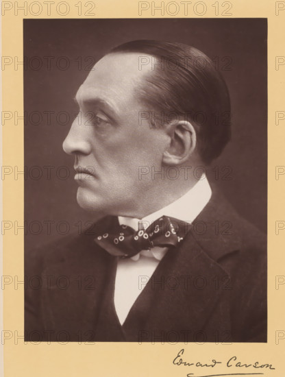 Sir Edward Henry Carson, photograph, Portrait of a man and profile, caption: 'The Right Honorable