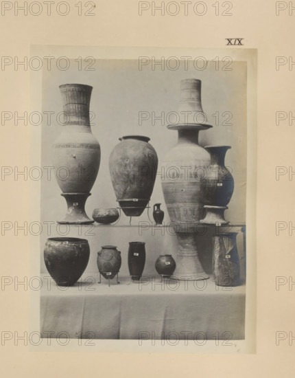 Eleven Egyptian vases, photograph, page, number: 'XIX', c. 1890 - c. 1895, photographer, paper,