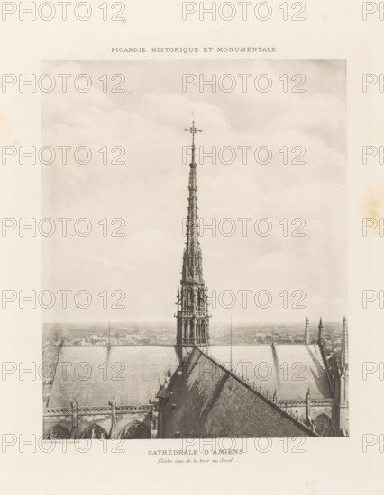 Tower on Notre-Dame of Amiens, page, photomechanical print, inscription: 'Cathédrale d'Amiens,