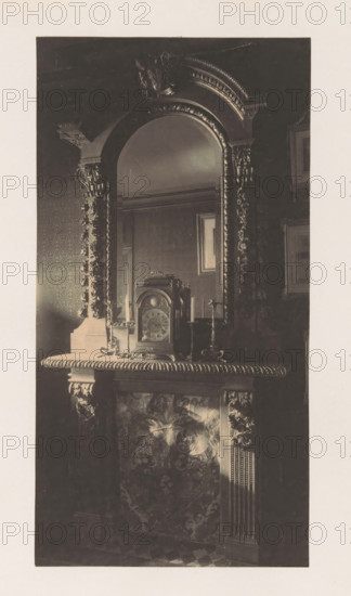 Chimney with clock in the house of Antonin Terme, photograph, page, Liège, c. 1880 - in or before