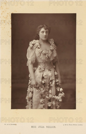 Portrait of Julia Neilson in a dress with flowers, Miss Julia Neilson, page, photomechanical print,