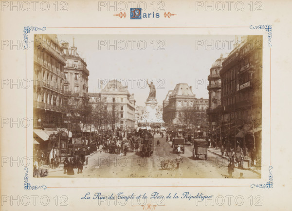 Colonne de Juillet, View of the Colonne de Juillet on the Place de la Bastille in Paris,