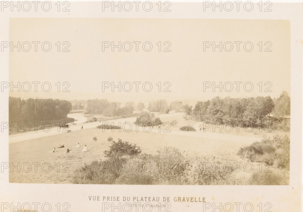 View of the Bois de Vincennes from the Plateau de Gravelle, Vue prize du Plateau de Gravelle (Côte