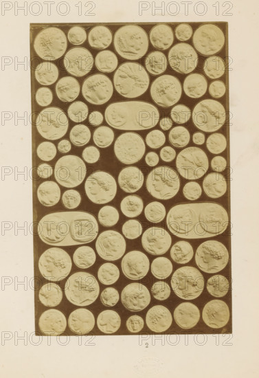 Antique medals, photograph, page, number: '2', name: 'A. Cadart 3. Rue St. Fiacre Paris Editeur',