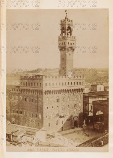 Exterior of the Palazzo Vecchio in Florence, Firenze - Palazzo Vecchio, photograph, page, number: