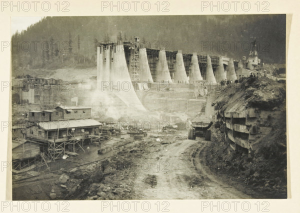 Bonnerville Dam, Portland, Oregon, United States, Portland Oregon, photograph, title: 'BONNERVILLE