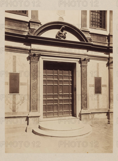 Portal with relief of Mary and Child in the round arch above, photograph, c. 1880 - c. 1900,