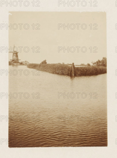 Windmill by the water (former title), Sawmill De Vriendschap in Monnickendam, photograph, View over