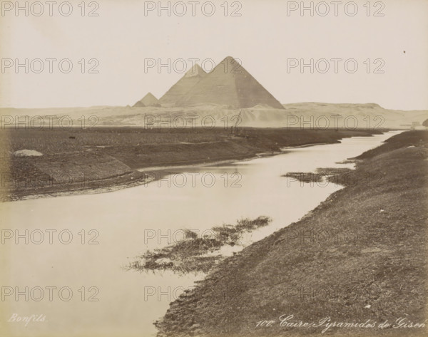 Caire, Pyramids of Giza, View of the Pyramids of Giza near Cairo, photograph, Part of Travel Album