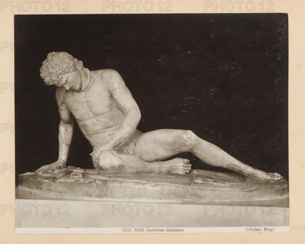 Sculpture in the Capitoline Museums in Rome, depicting the Dying Gaul, Roma (Capitolino)