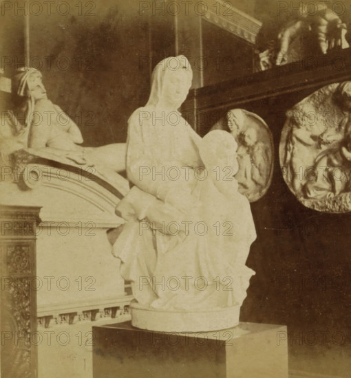 Neues Museum. Saal der Neuzeit. Maria mit dem Kinde von Michel Angelo, Madonna by Michelangelo in
