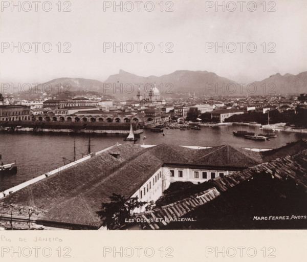 View of the port and the arsenal of Rio de Janeiro, Les docks et l'arsenal, photomechanical print,