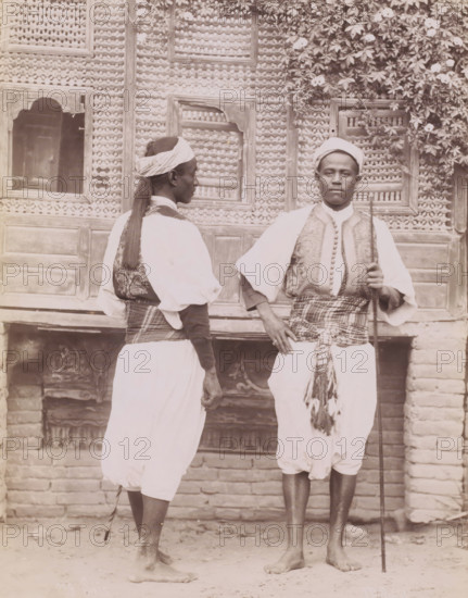 Double portrait of two unknown Egyptian soldiers (Séis), Séis, photograph, number: '289 ?',