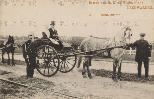 Visit of HM the Queen to Leeuwarden, picture postcard, photomechanical print, Leeuwarden, cliché