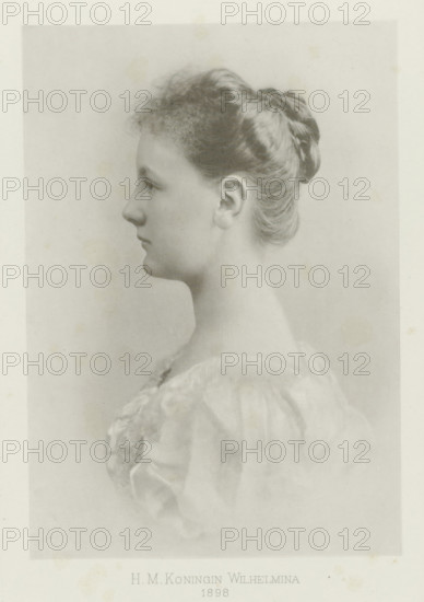 Portrait of Wilhelmina, Queen of the Netherlands, photomechanical print, Portrait of Wilhelmina. In