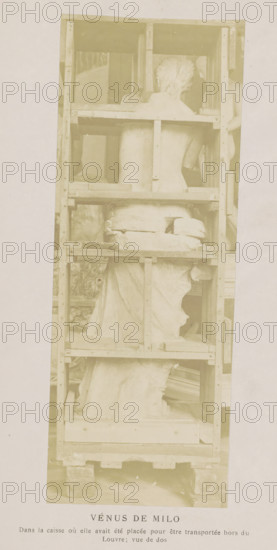 Venus de Milo in a transport box, seen from the back, Vénus de Milo, photograph, page, inscription: