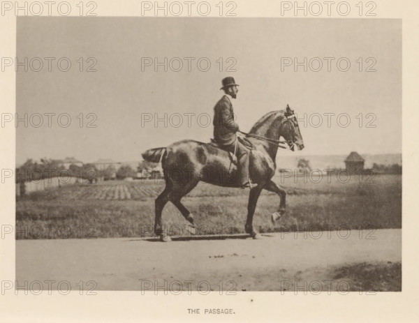 Man on a horse in passage, The passage, page, photomechanical print, cliché maker: Römmler & Jonas,