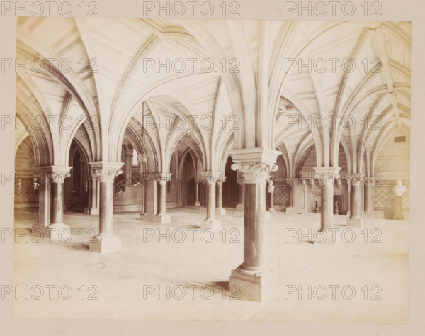 Sculpture hall in Manchester City Hall, photograph, page, title: 'The sculpture hall',