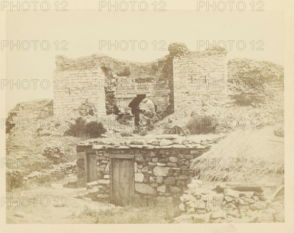 View of the Gate of Persecution on the hill of Ayasoluk, photograph, page, photographer: Alexander