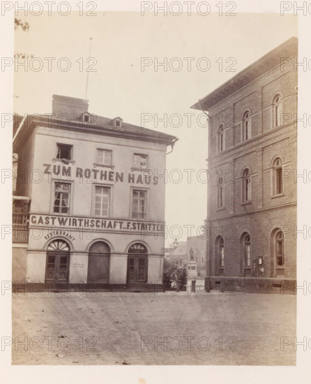 Square in Mainz, photograph, page, photographer: B. Erdmann, Mainz, c. 1867 - in or before 1872,