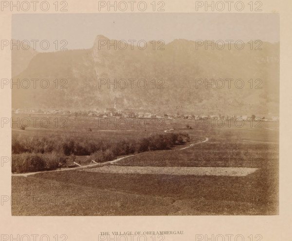 The village of Oberammergau, photograph, page, inscription: 'G. Stuffler K. Hofkunsthandlung