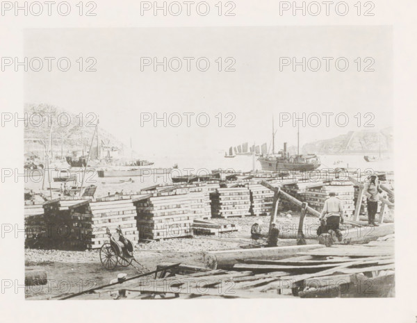 Quay in Port Arthur, with a view of the bay, page, photomechanical print, number: '16',